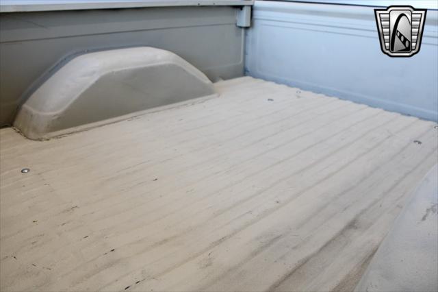 Photo of 1974 Beige Chevrolet C20/K20