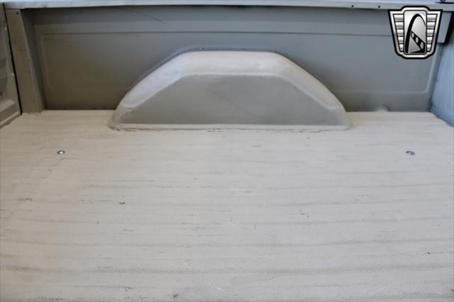 Photo of 1974 Beige Chevrolet C20/K20