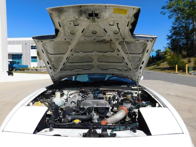 Photo of 1990 White Mazda MX-5 Miata