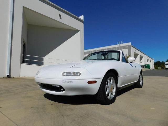 Photo of 1990 White Mazda MX-5 Miata