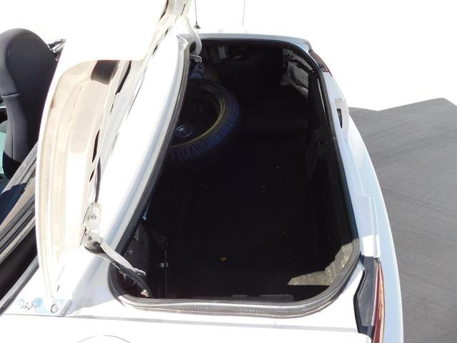 Photo of 1990 White Mazda MX-5 Miata