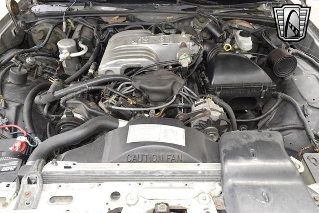 Photo of 1989 Brown Ford Crown Victoria