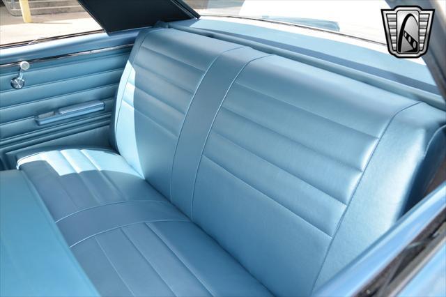 Photo of 1965 Mist Blue/Ermine White Chevrolet Malibu