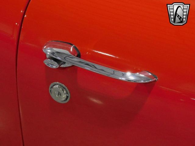 Photo of 1962 Red Chevrolet Corvette