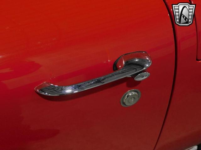 Photo of 1962 Red Chevrolet Corvette