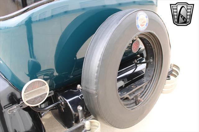 Photo of 1929 Blue/Green Buick Model 27