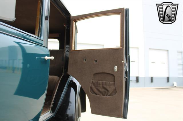 Photo of 1929 Blue/Green Buick Model 27
