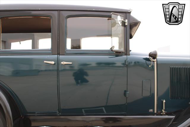 Photo of 1929 Blue/Green Buick Model 27