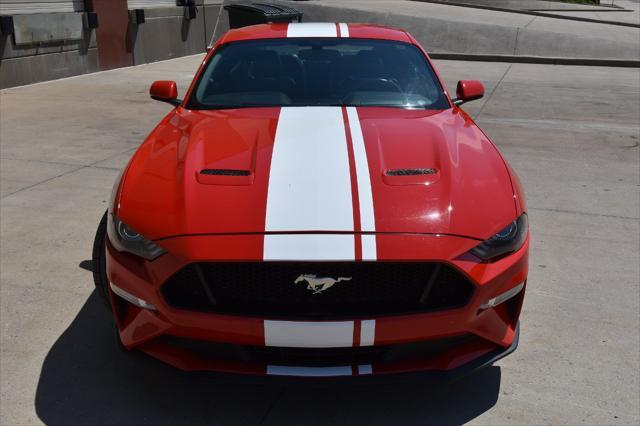 Photo of 2019 Red Ford Mustang