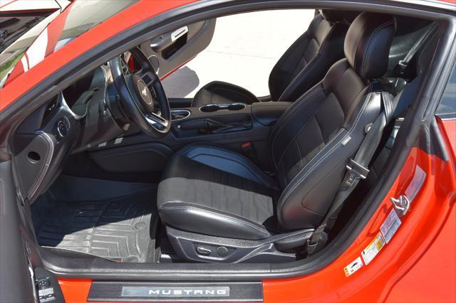 Photo of 2019 Red Ford Mustang