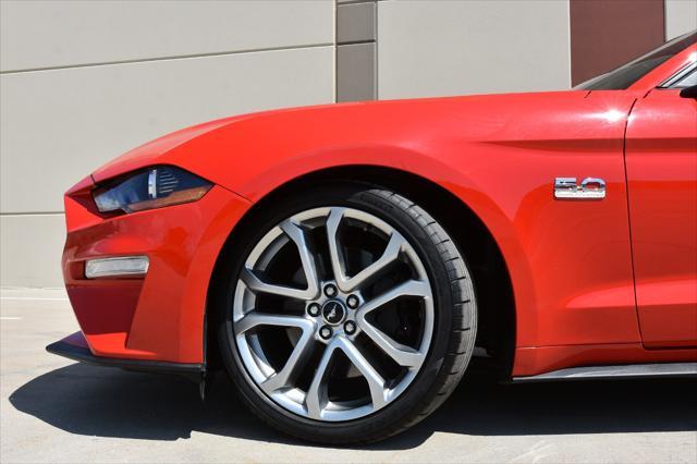Photo of 2019 Red Ford Mustang