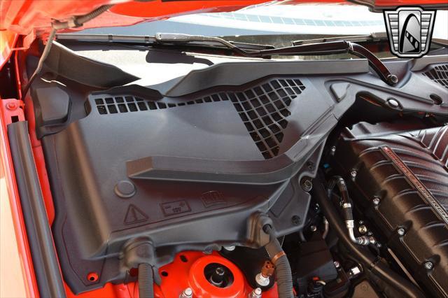 Photo of 2019 Red Ford Mustang