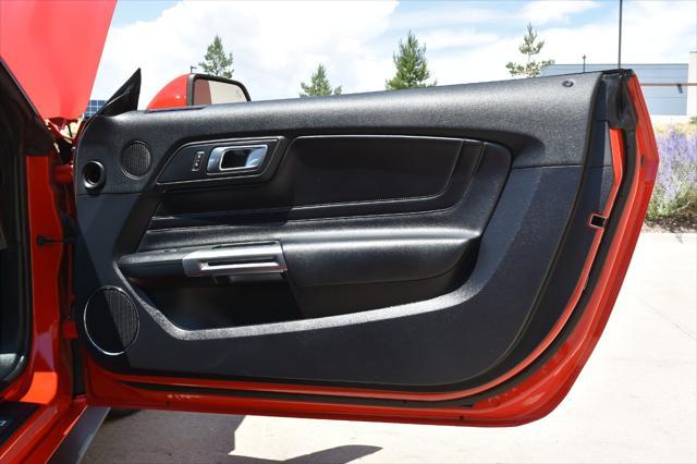 Photo of 2019 Red Ford Mustang