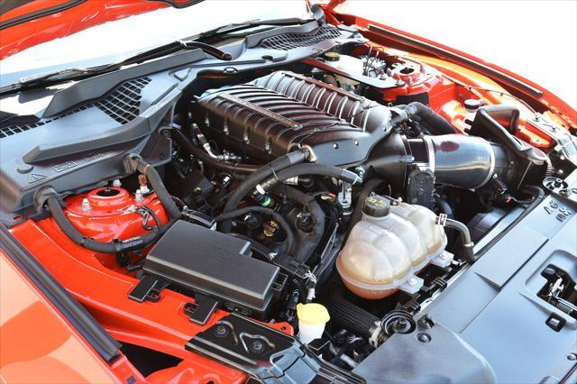 Photo of 2019 Red Ford Mustang