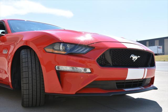 Photo of 2019 Red Ford Mustang