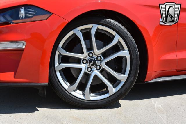 Photo of 2019 Red Ford Mustang