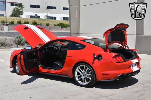 Photo of 2019 Red Ford Mustang