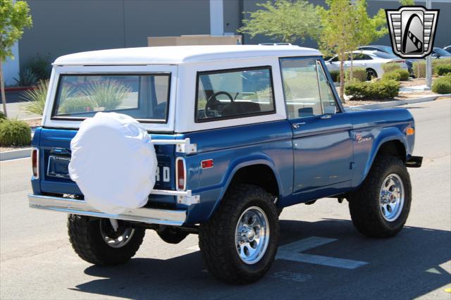 Photo of 1976 Blue Ford Bronco