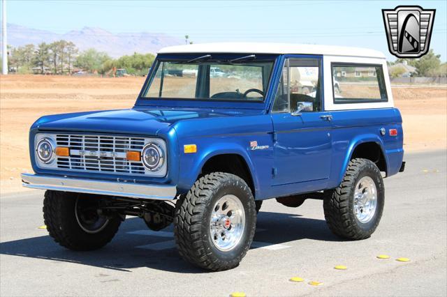 Photo of 1976 Blue Ford Bronco