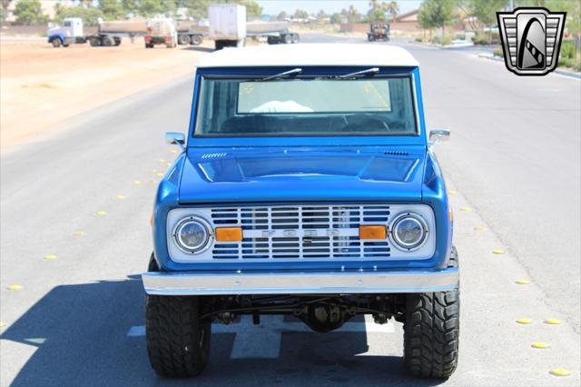 Photo of 1976 Blue Ford Bronco