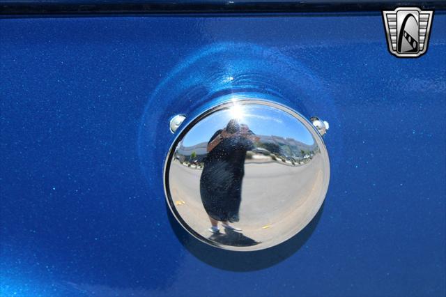 Photo of 1976 Blue Ford Bronco
