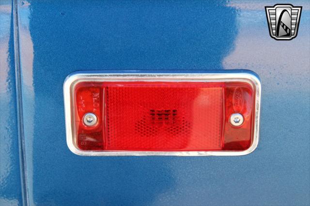 Photo of 1976 Blue Ford Bronco
