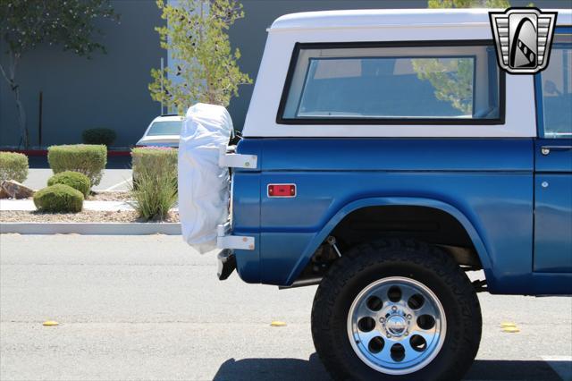 Photo of 1976 Blue Ford Bronco