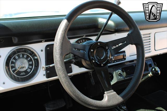 Photo of 1976 Blue Ford Bronco