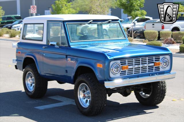 Photo of 1976 Blue Ford Bronco