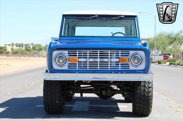 Photo of 1976 Blue Ford Bronco