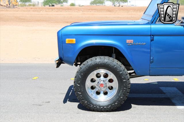 Photo of 1976 Blue Ford Bronco