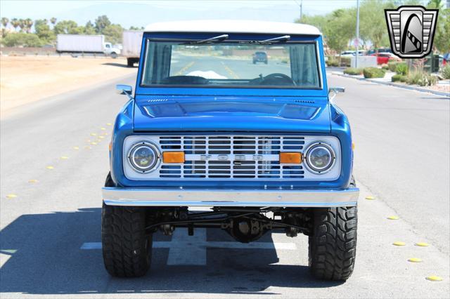 Photo of 1976 Blue Ford Bronco