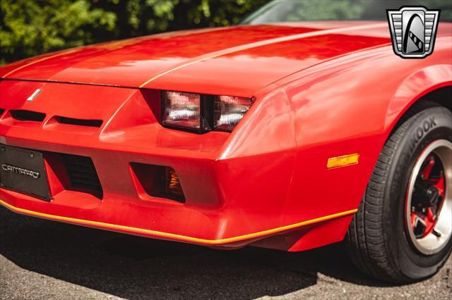 Photo of 1984 RED Chevrolet Camaro