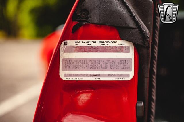 Photo of 1984 RED Chevrolet Camaro
