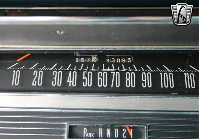 Photo of 1968 White Chrysler 300