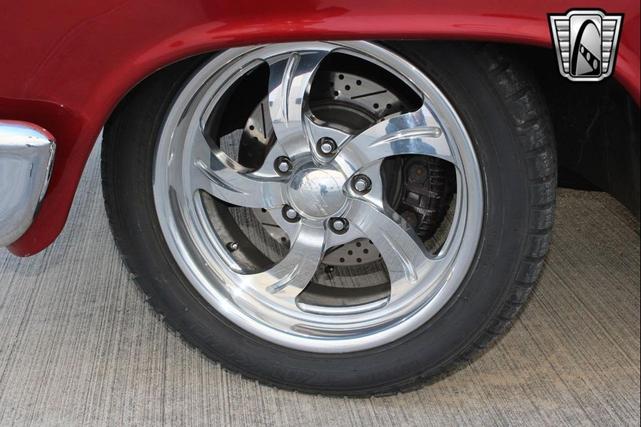 Photo of 1950 Red Buick Special