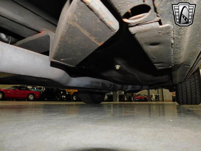 Photo of 1987 Red Chevrolet Monte Carlo