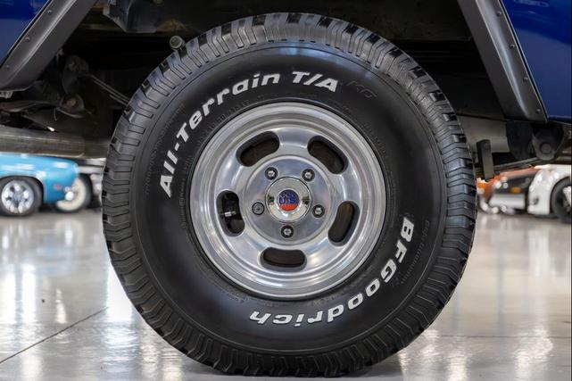 Photo of 1970 Blue Ford Bronco