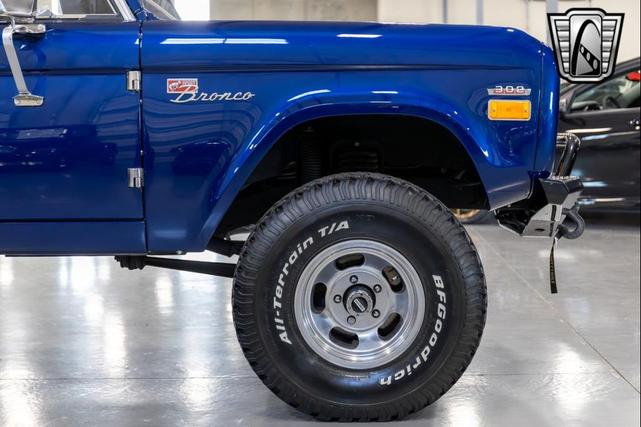 Photo of 1970 Blue Ford Bronco