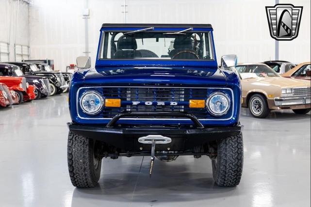 Photo of 1970 Blue Ford Bronco