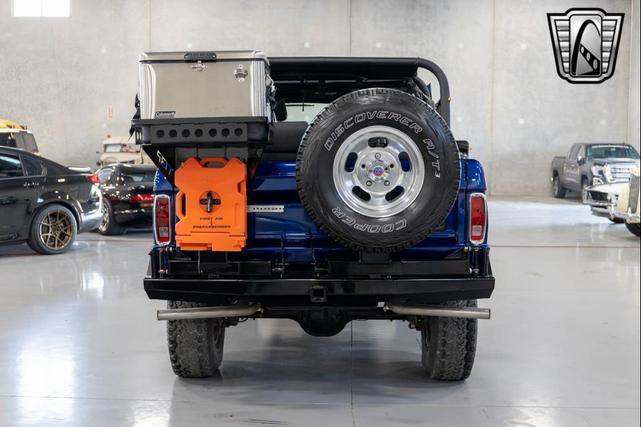 Photo of 1970 Blue Ford Bronco