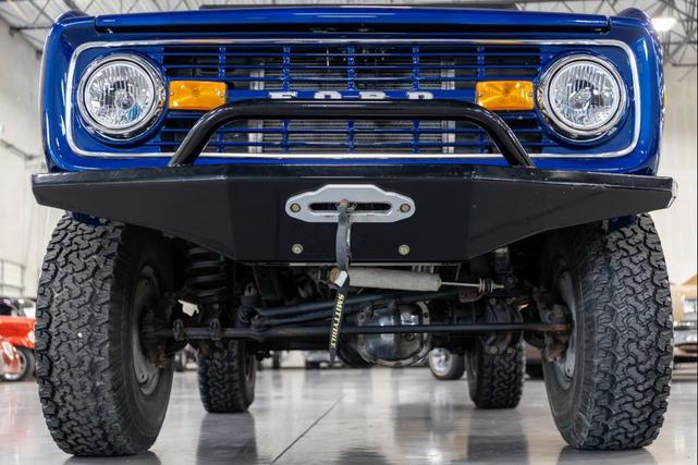 Photo of 1970 Blue Ford Bronco