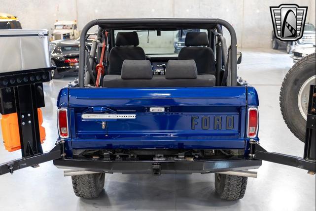 Photo of 1970 Blue Ford Bronco