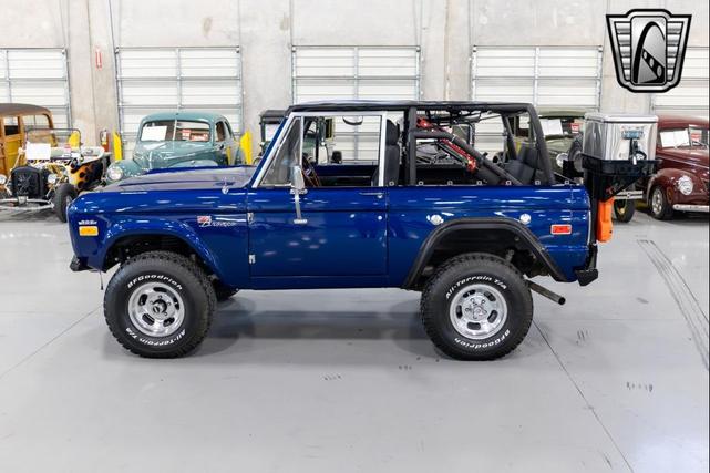 Photo of 1970 Blue Ford Bronco