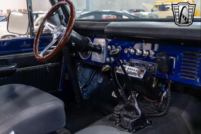 Photo of 1970 Blue Ford Bronco