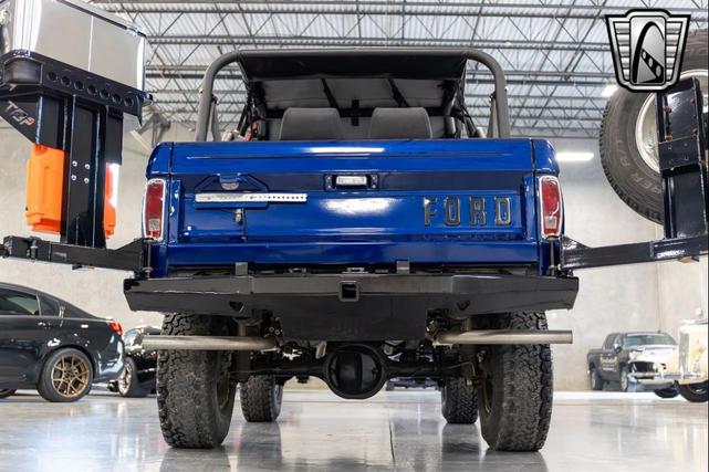 Photo of 1970 Blue Ford Bronco