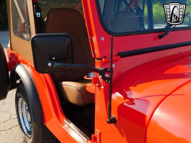 Photo of 1976 Red Jeep CJ-5