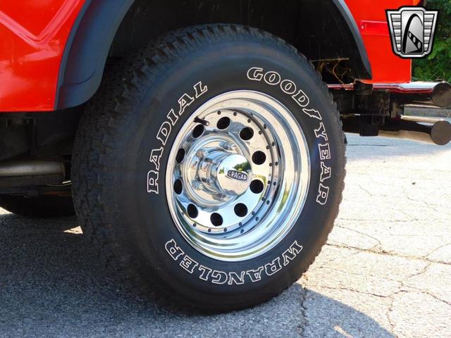 Photo of 1976 Red Jeep CJ-5