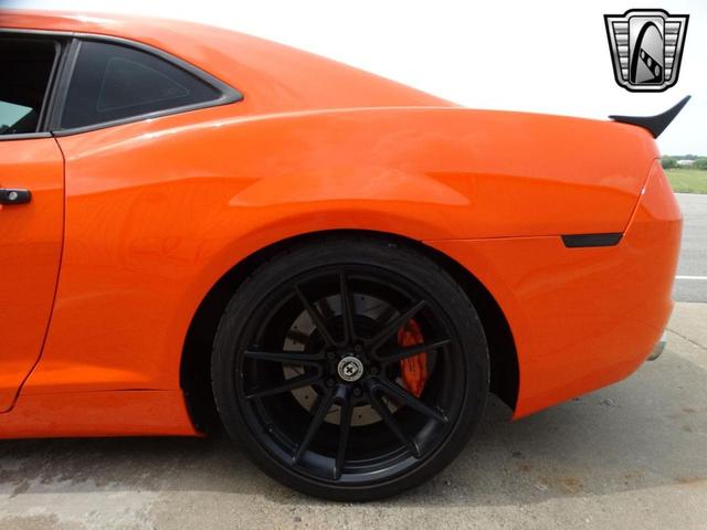 Photo of 2010 Orange Chevrolet Camaro