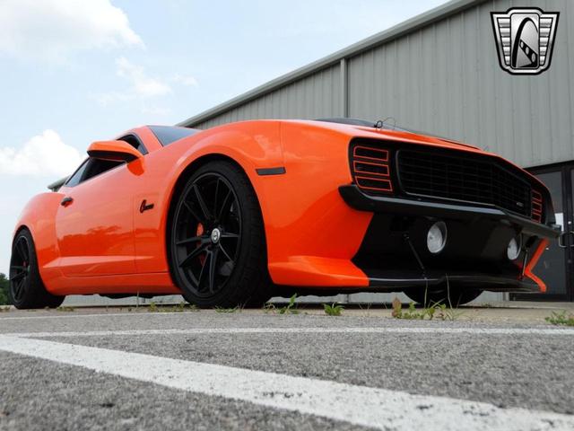 Photo of 2010 Orange Chevrolet Camaro